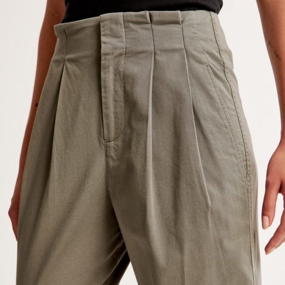 Abercrombie Tapered Pants - Picture 2 of 6